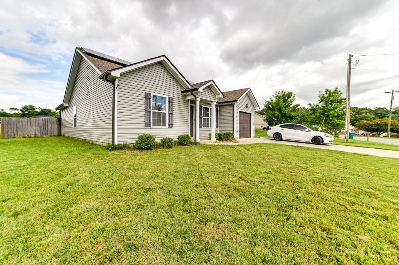 Family-Friendly Home 9 Mi To Clarksville Speedway Exterior photo